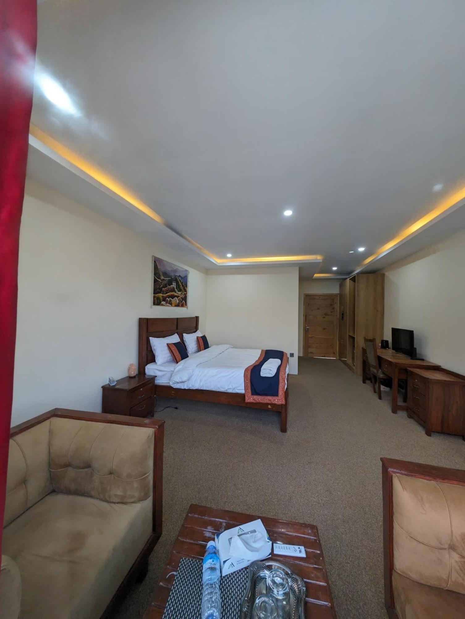 Apex Hotels And Resorts Hussaini Karimabad  Exterior foto